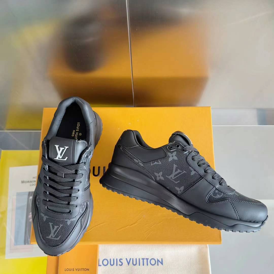 Louis Vuitton Jogger