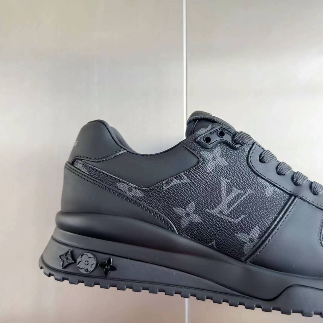 Louis Vuitton Jogger