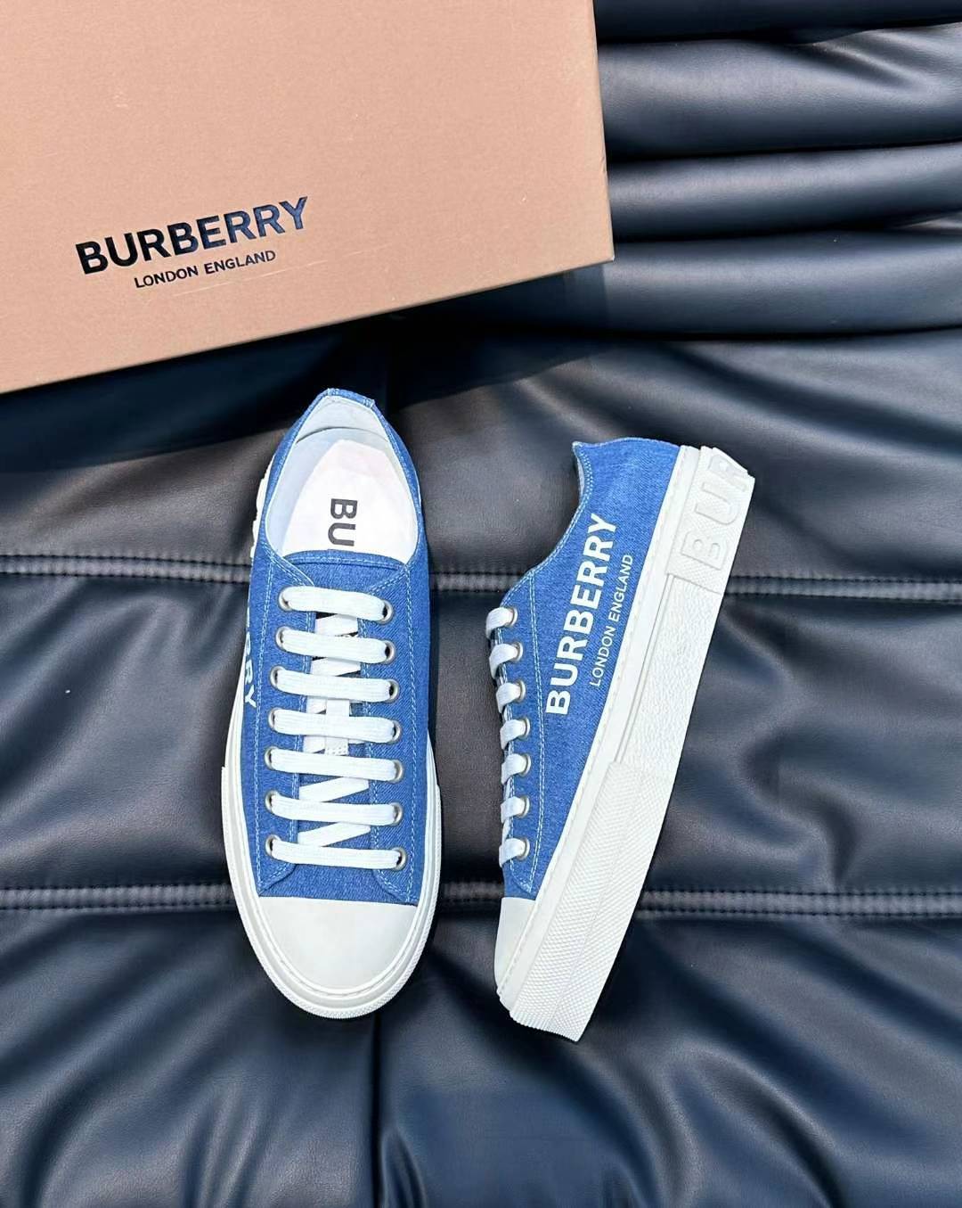 Burberry Sneaker