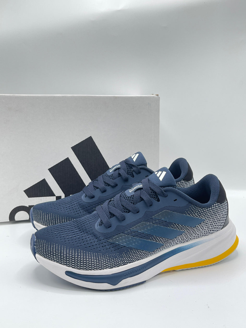 ADIDAS Supernova