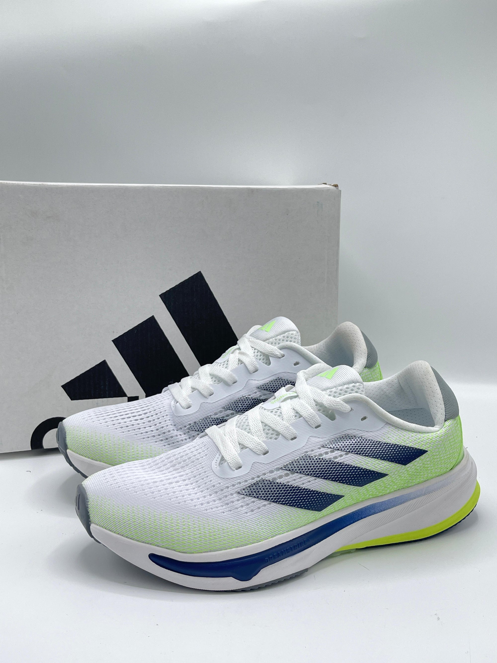 ADIDAS Supernova
