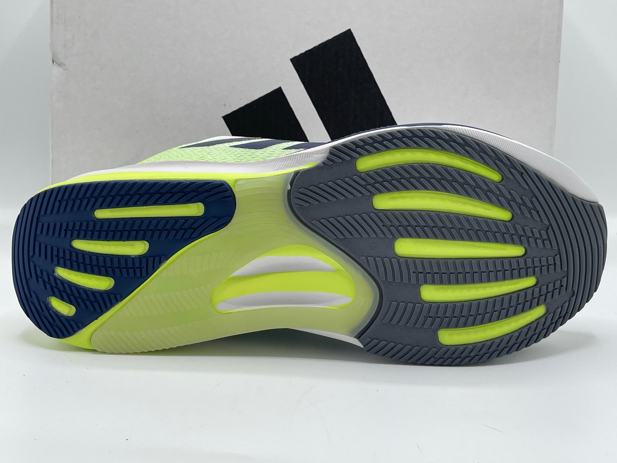 ADIDAS Supernova