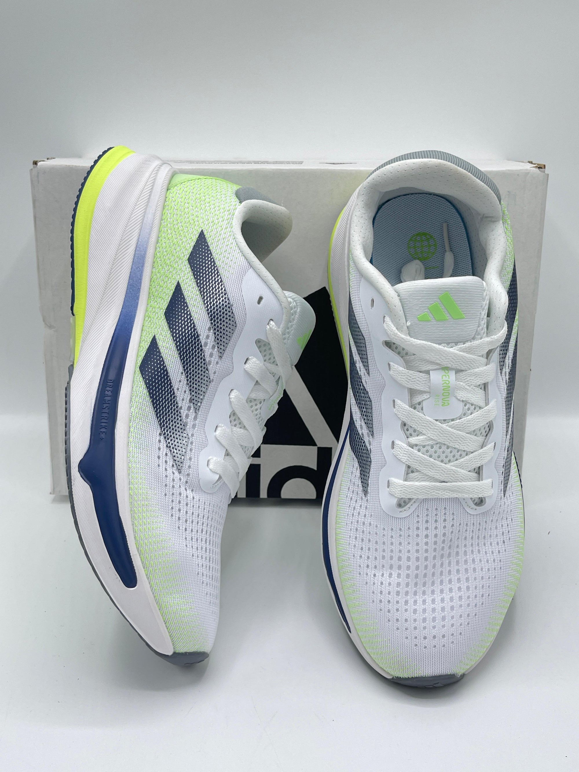 ADIDAS Supernova