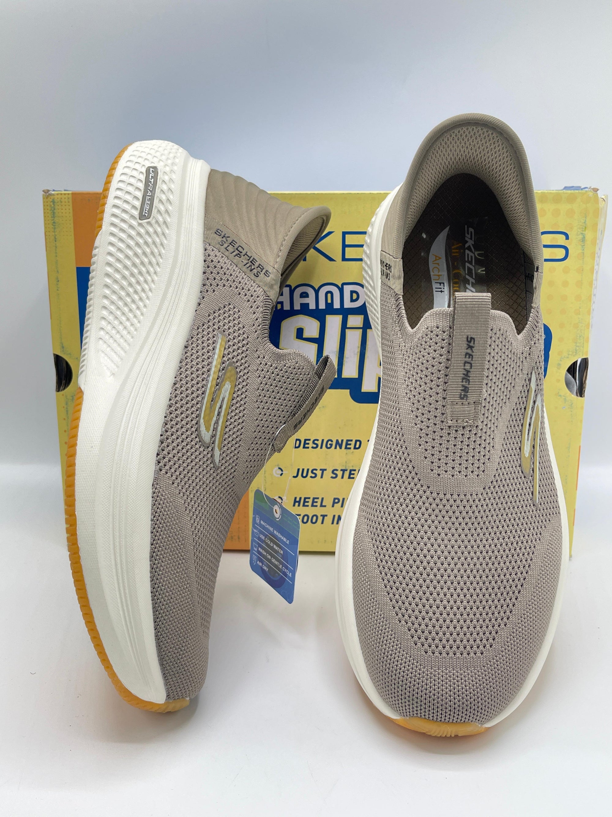 SKECHERS SLIP IN