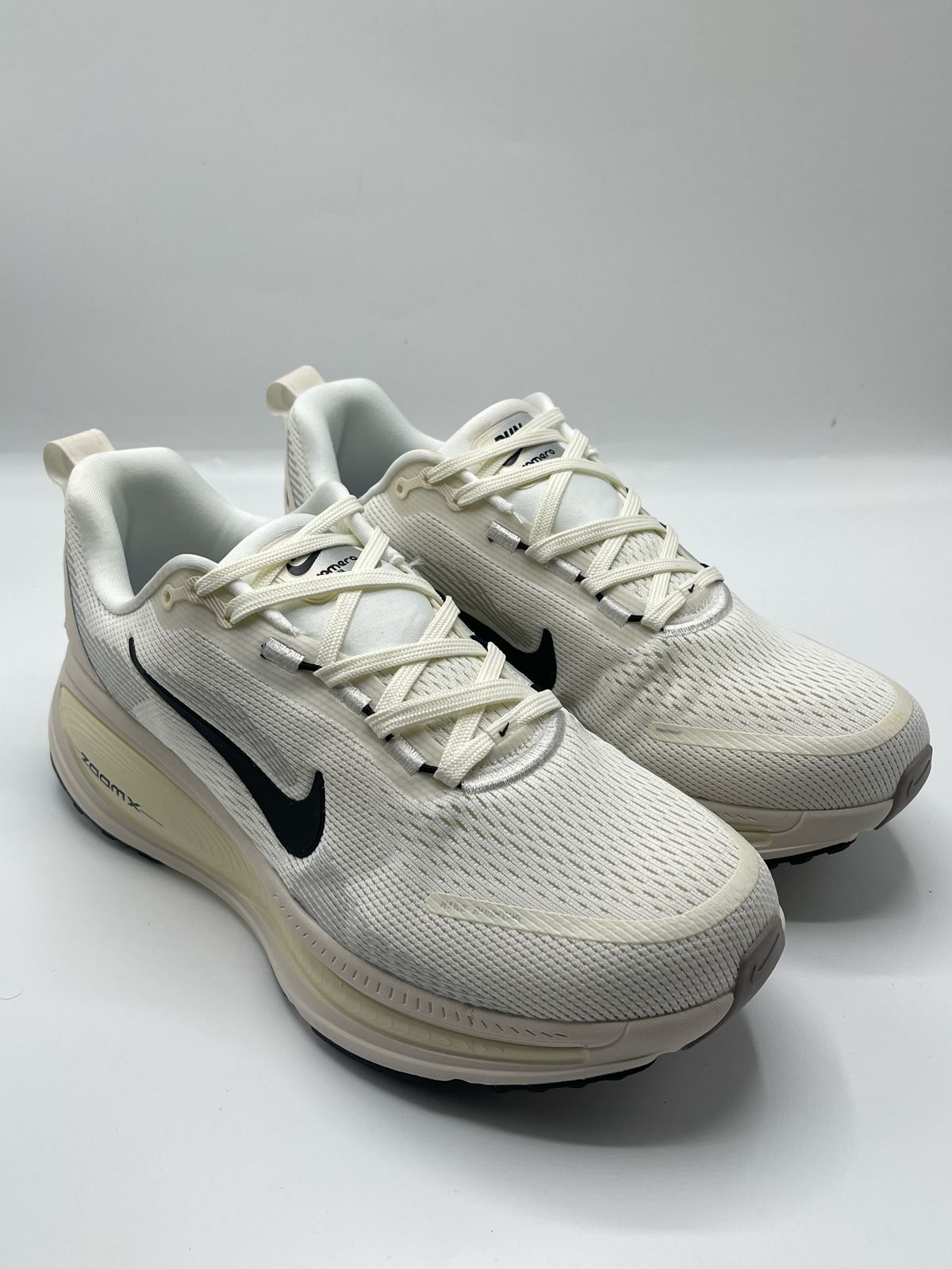 NIKE VOMERO 18