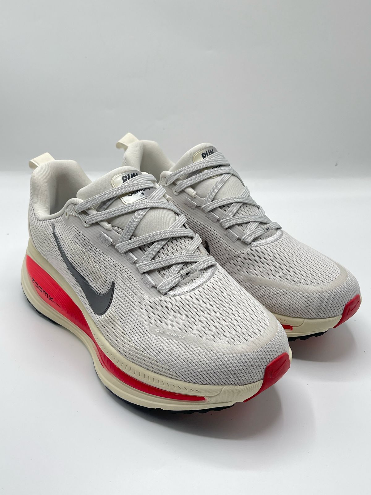 NIKE VOMERO 18