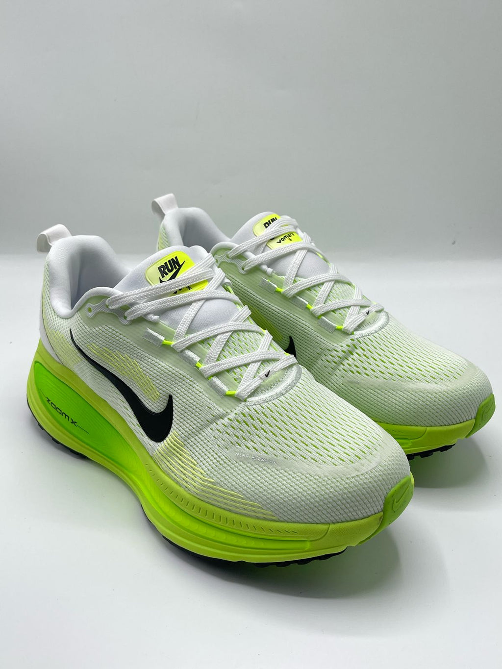 NIKE VOMERO 18