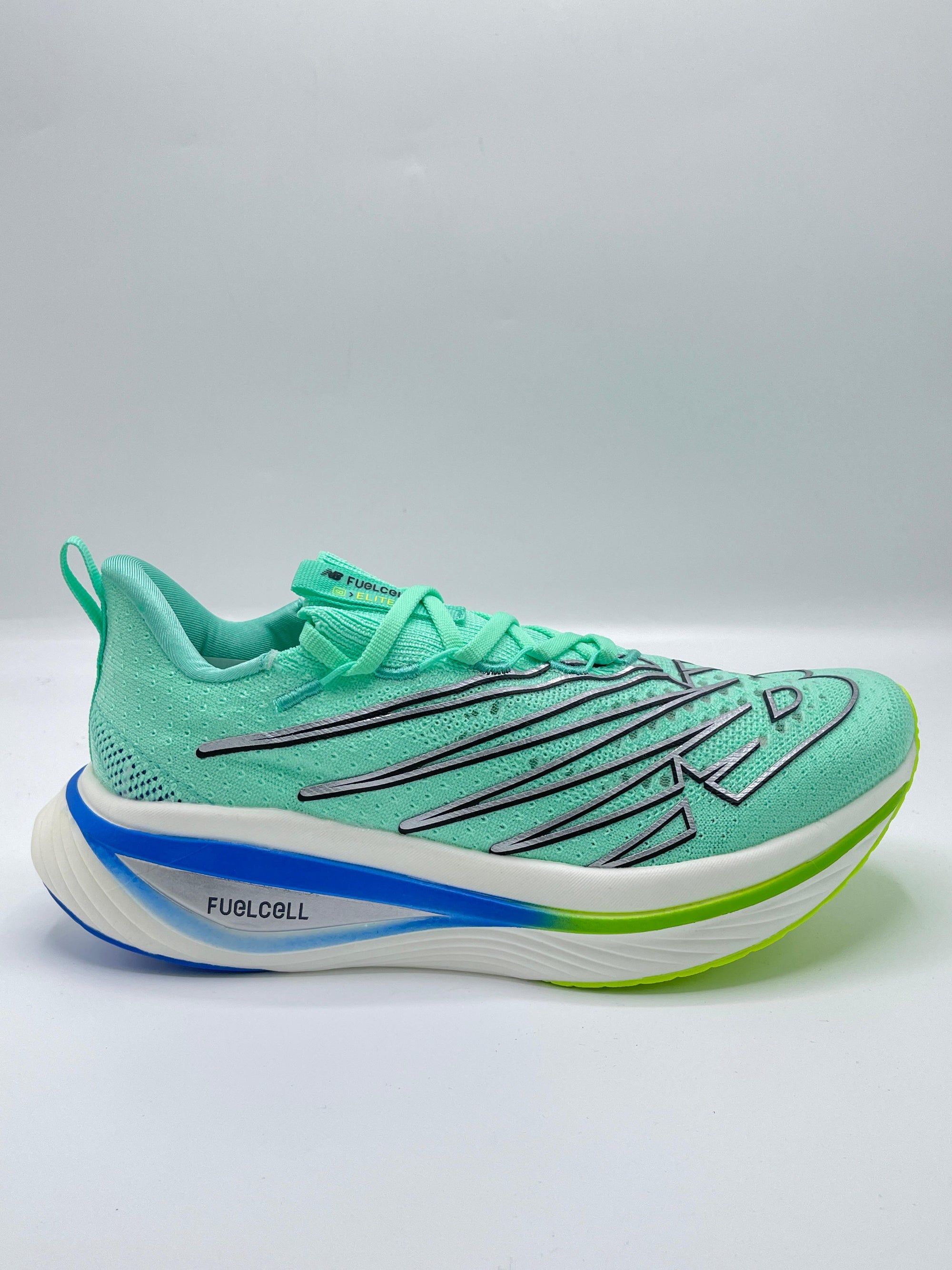 NEW BALANCE V3