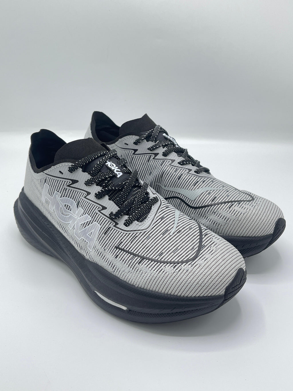 HOKA MACH X2
