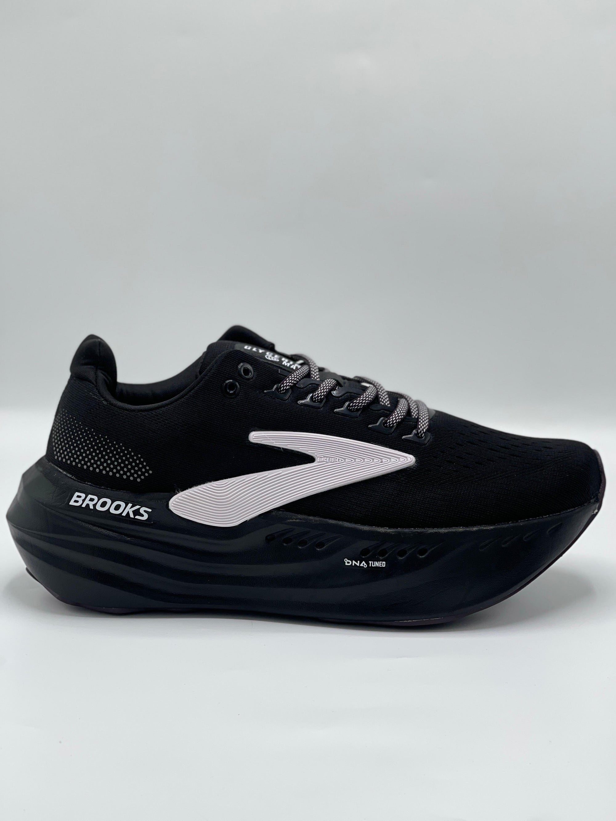 BROOKS