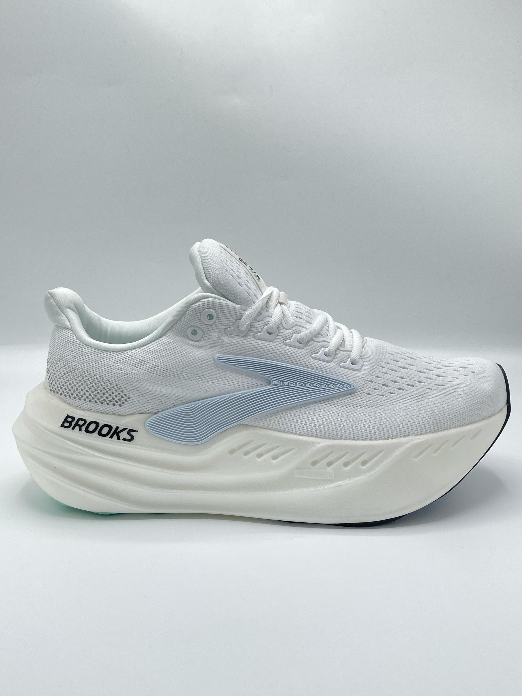 BROOKS