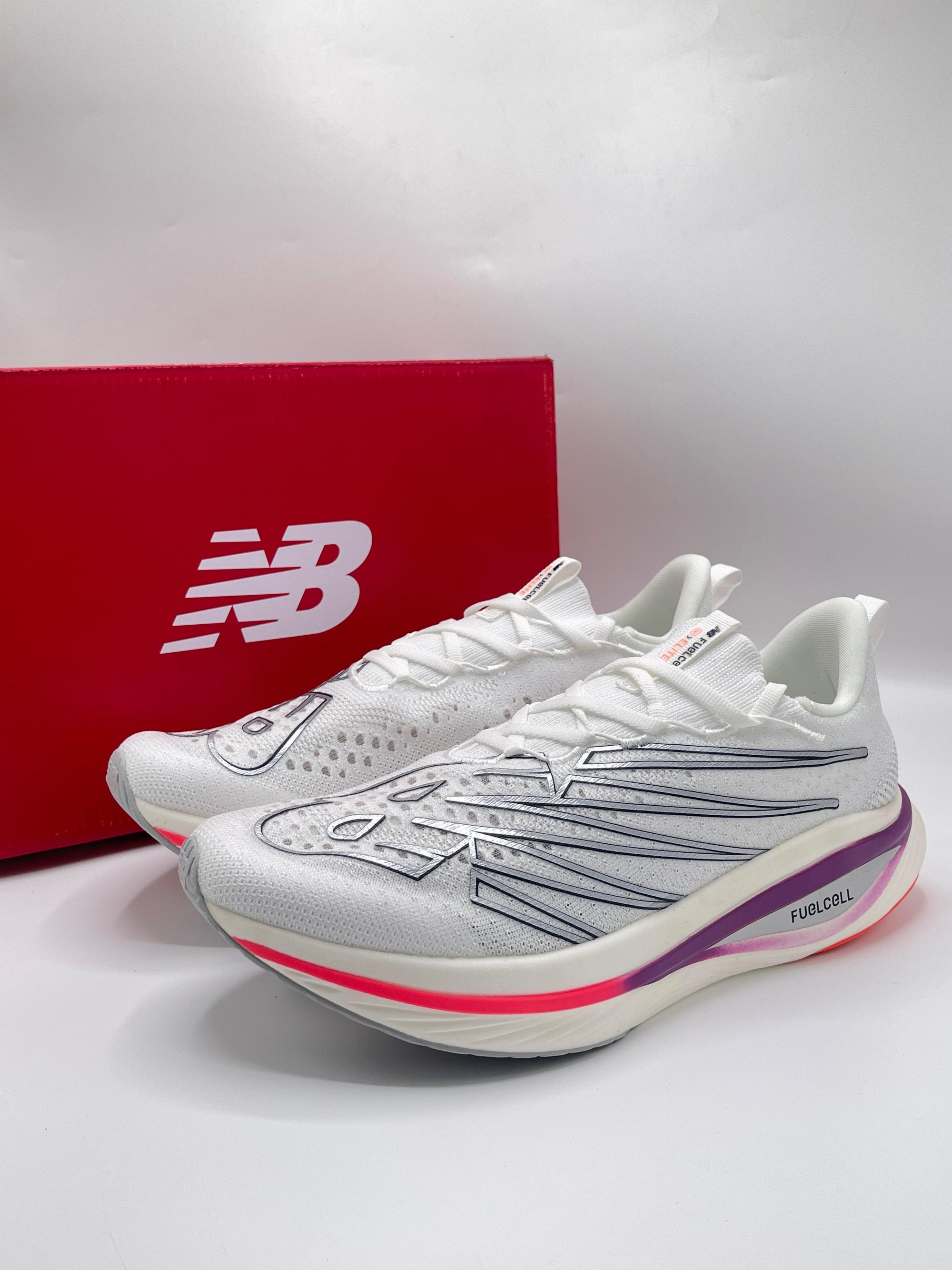 NEW BALANCE V3