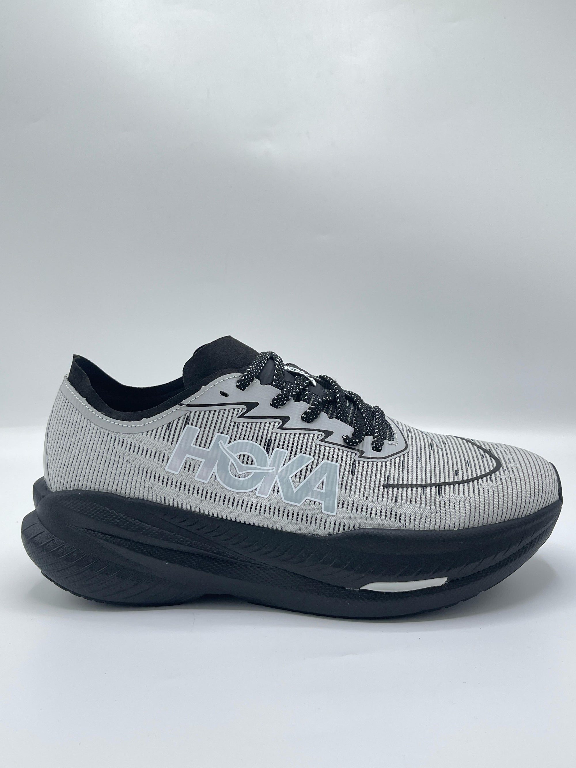 HOKA MACH X2