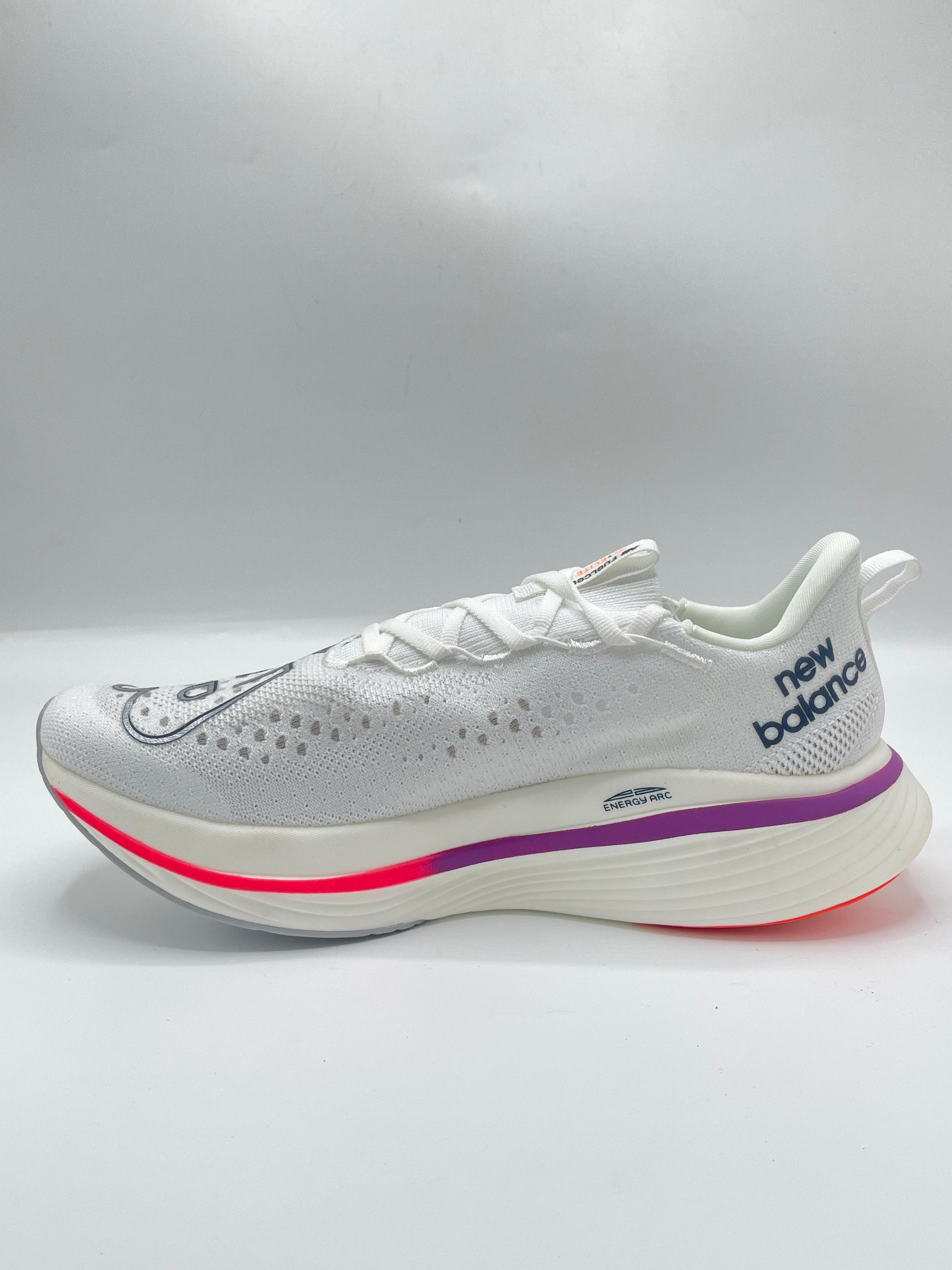 NEW BALANCE V3