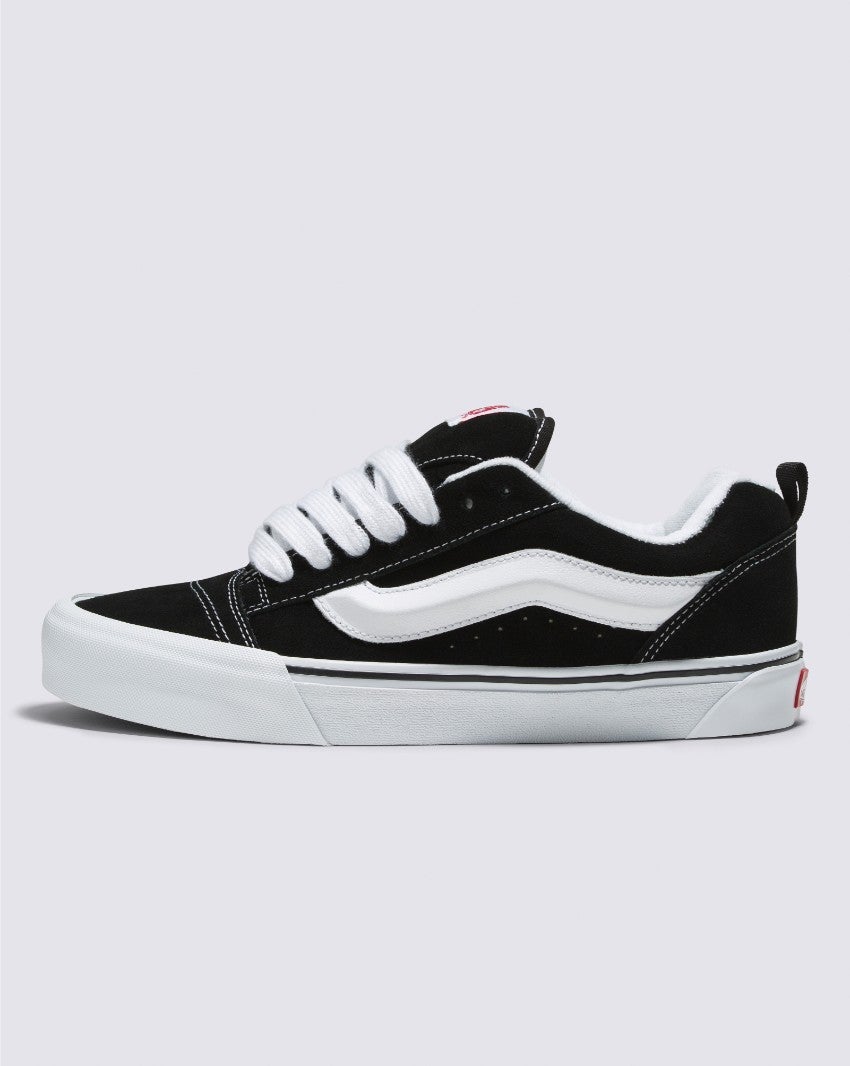 VANS-KNU SKOOL